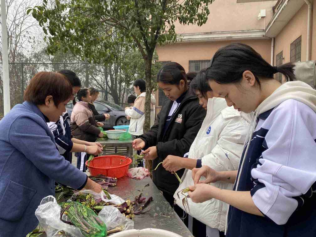 永州春晖学校生活技能课